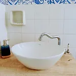 Spacious Entire - Sicilian Design - By Sea With Garden & Parking *