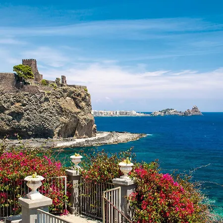 Spacious Entire - Sicilian Design - By Sea With Garden & Parking Дом отдыха Ачи Костелло